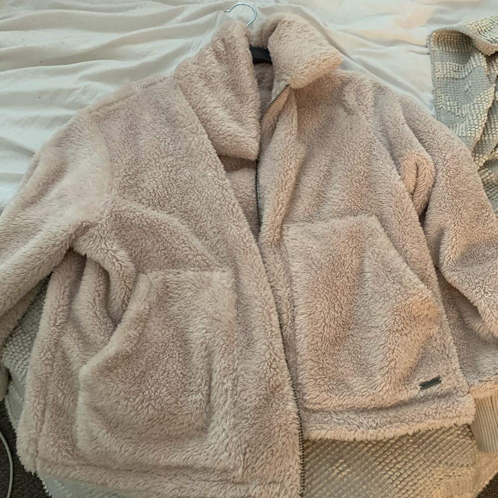 Billabong furry jacket